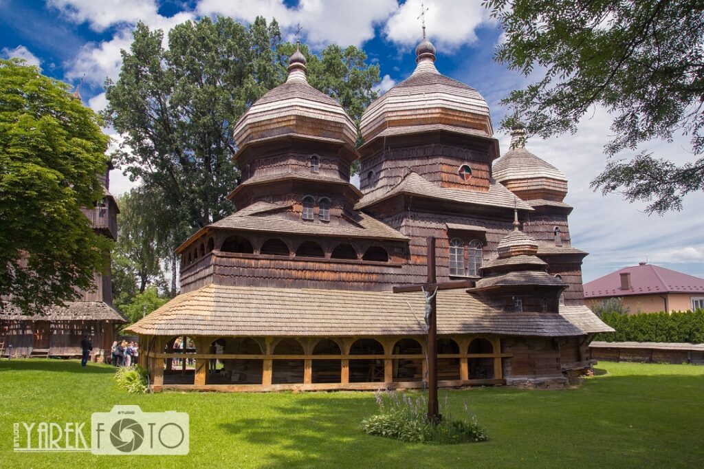 tample_st_georg_drogobich1