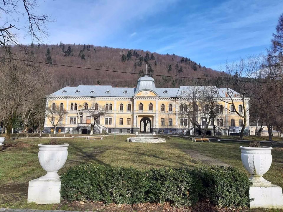 palac_gredliv