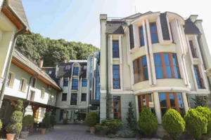 Готель “Карпати”