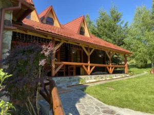 urochyshche-2-scaled