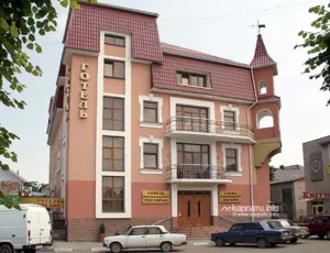 Готель "Смарагд"