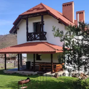 Котедж "Ski House"